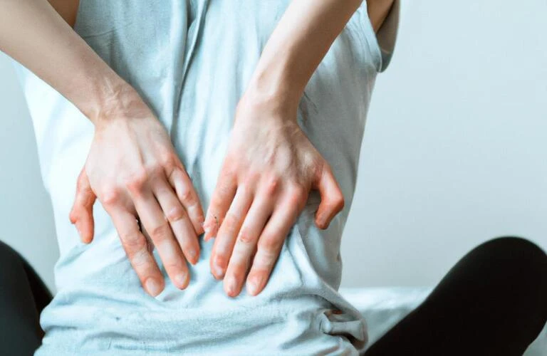 腰痛の悩みを解消！腸腰筋をストレッチして健康な身体へ！