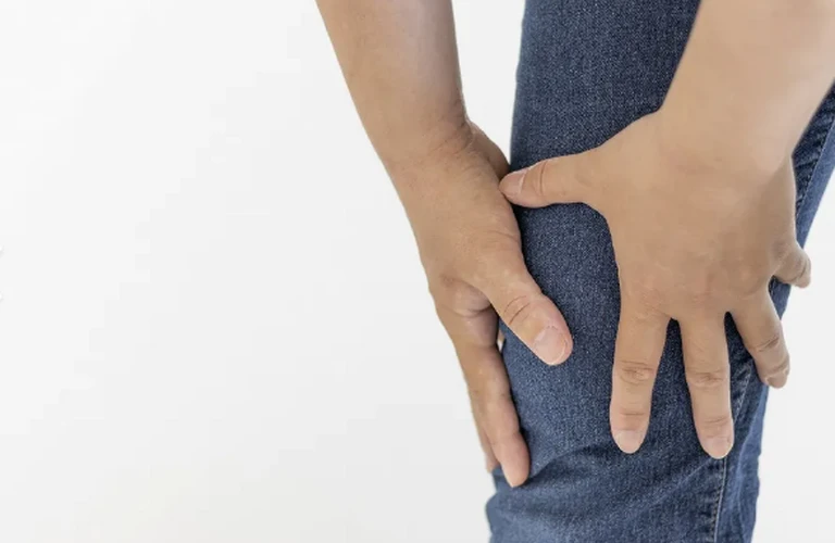 膝の歪みを整えて痛みを解消！新しい健康生活を始めよう