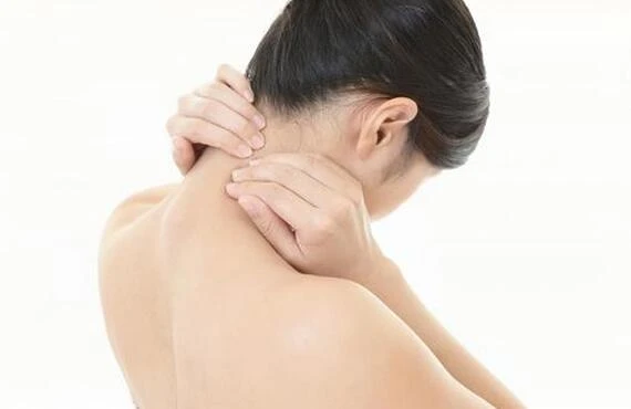 痛みを感じたら、まずは寝違え専門のプロに相談！